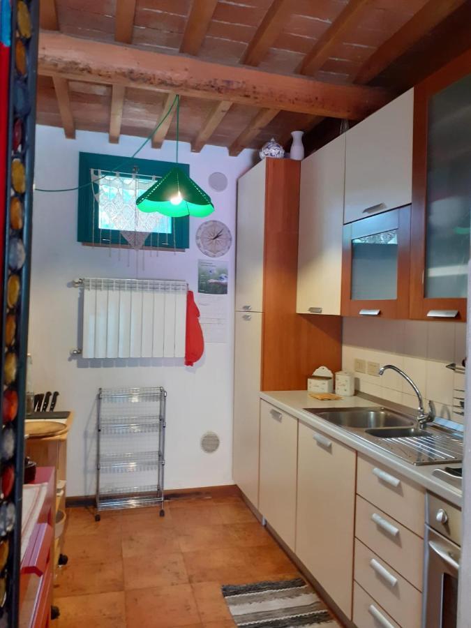 Villa Casa Di Nonno Gio Vecchiano Exterior foto