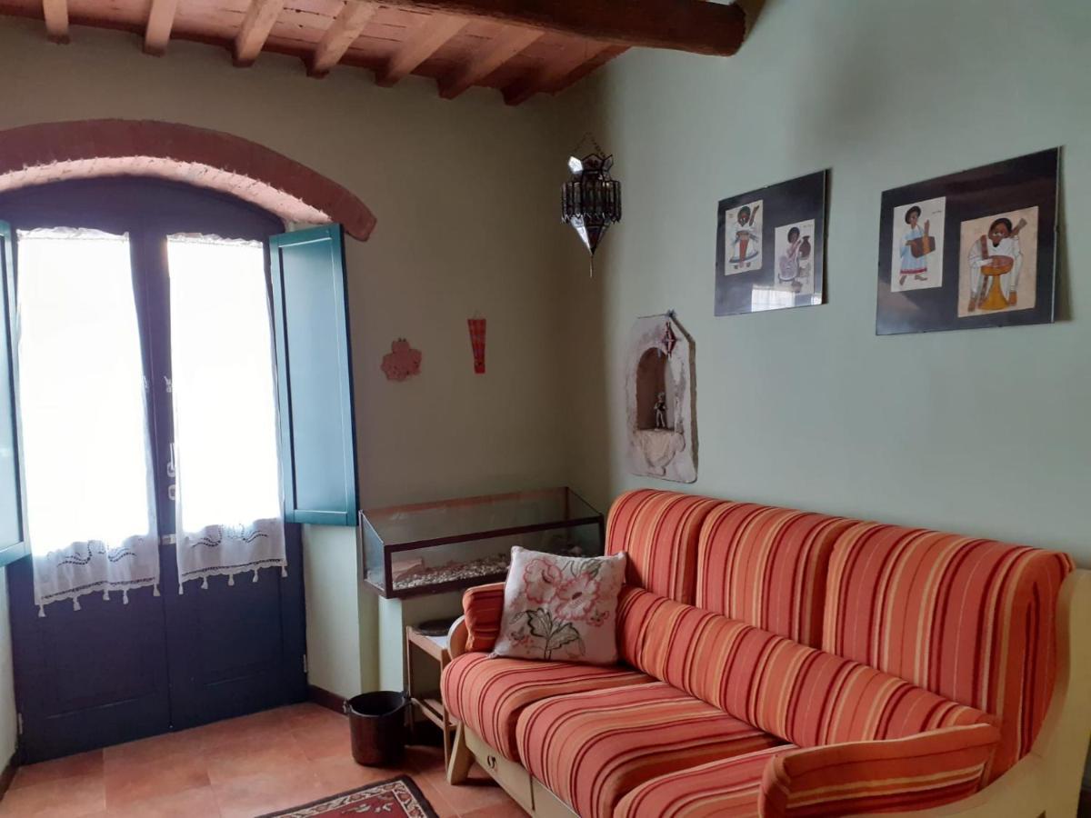 Villa Casa Di Nonno Gio Vecchiano Exterior foto